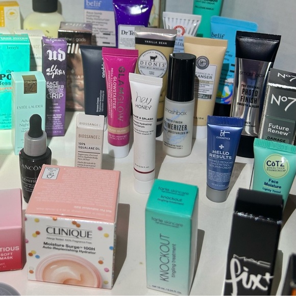 Beauty Skincare Mystery Box - Picture 5 of 5